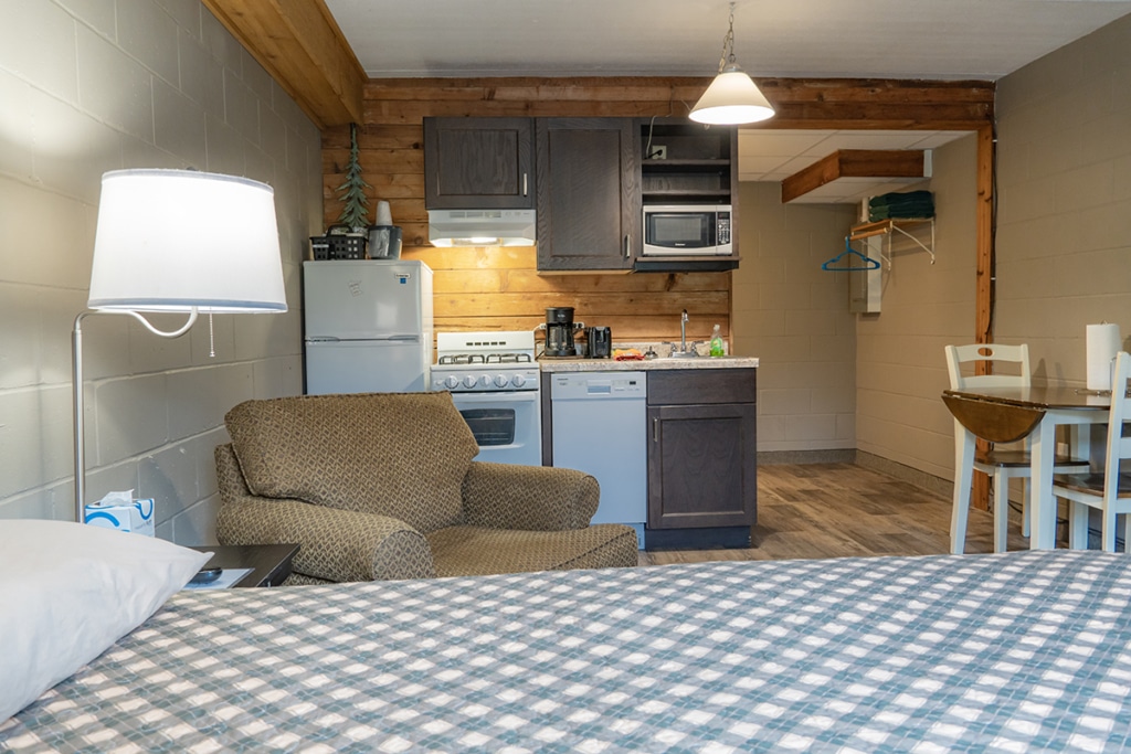 Coffee Mill Kitchette-1